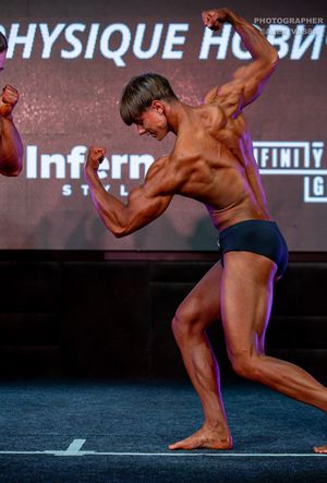 СLASSIC PHYSIQUE НОВИЧКИ